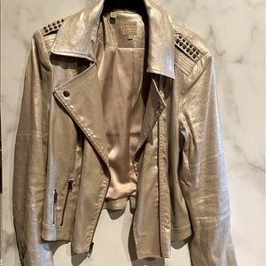 Super cute jacket with an edgy vibe.